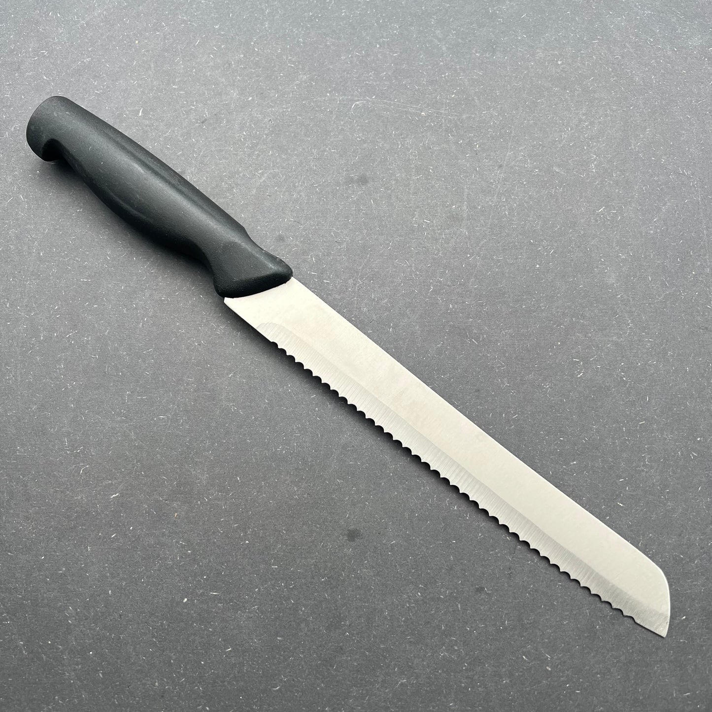 Tosho Kanamori Brødkniv 210mm rustfri