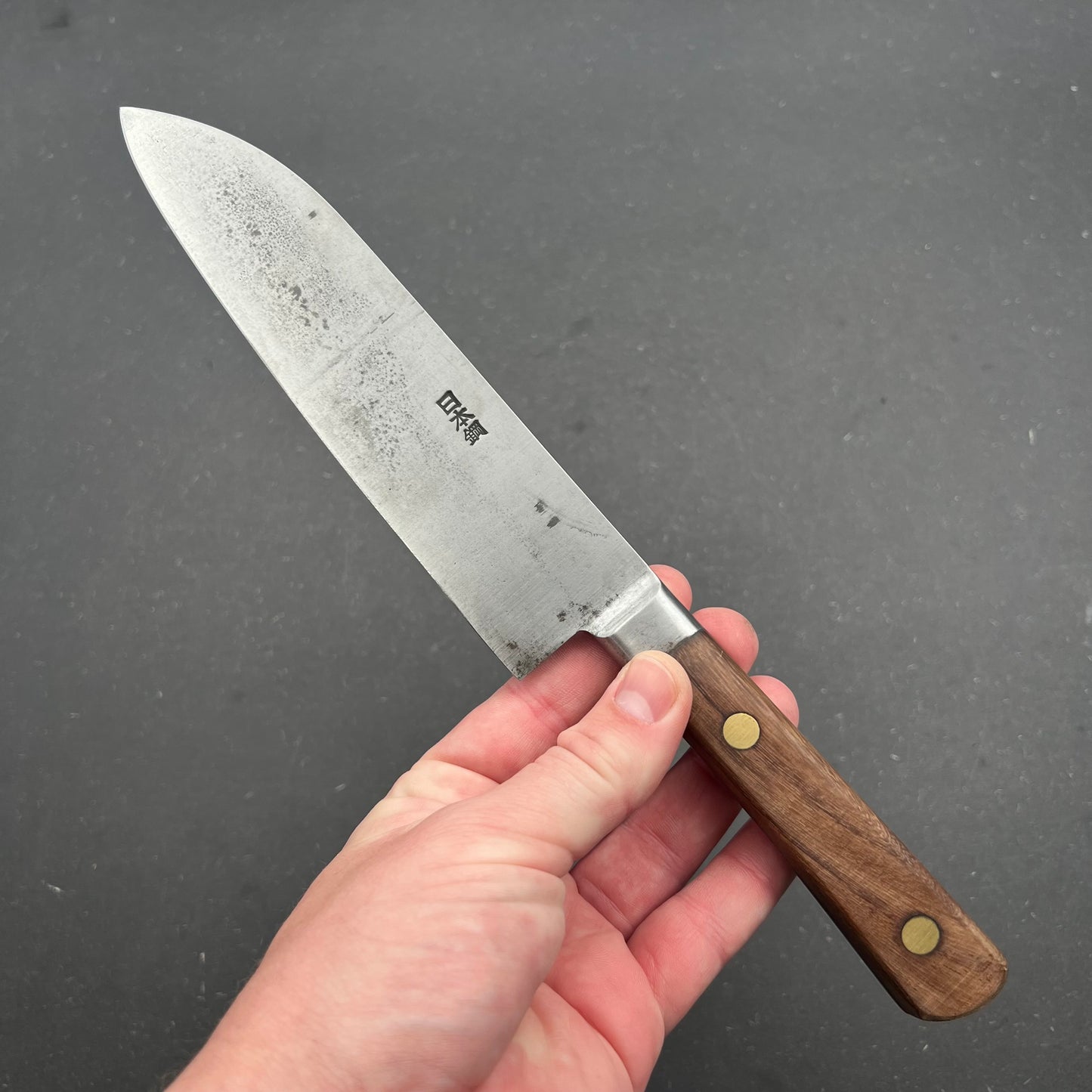 Santoku 180mm carbon