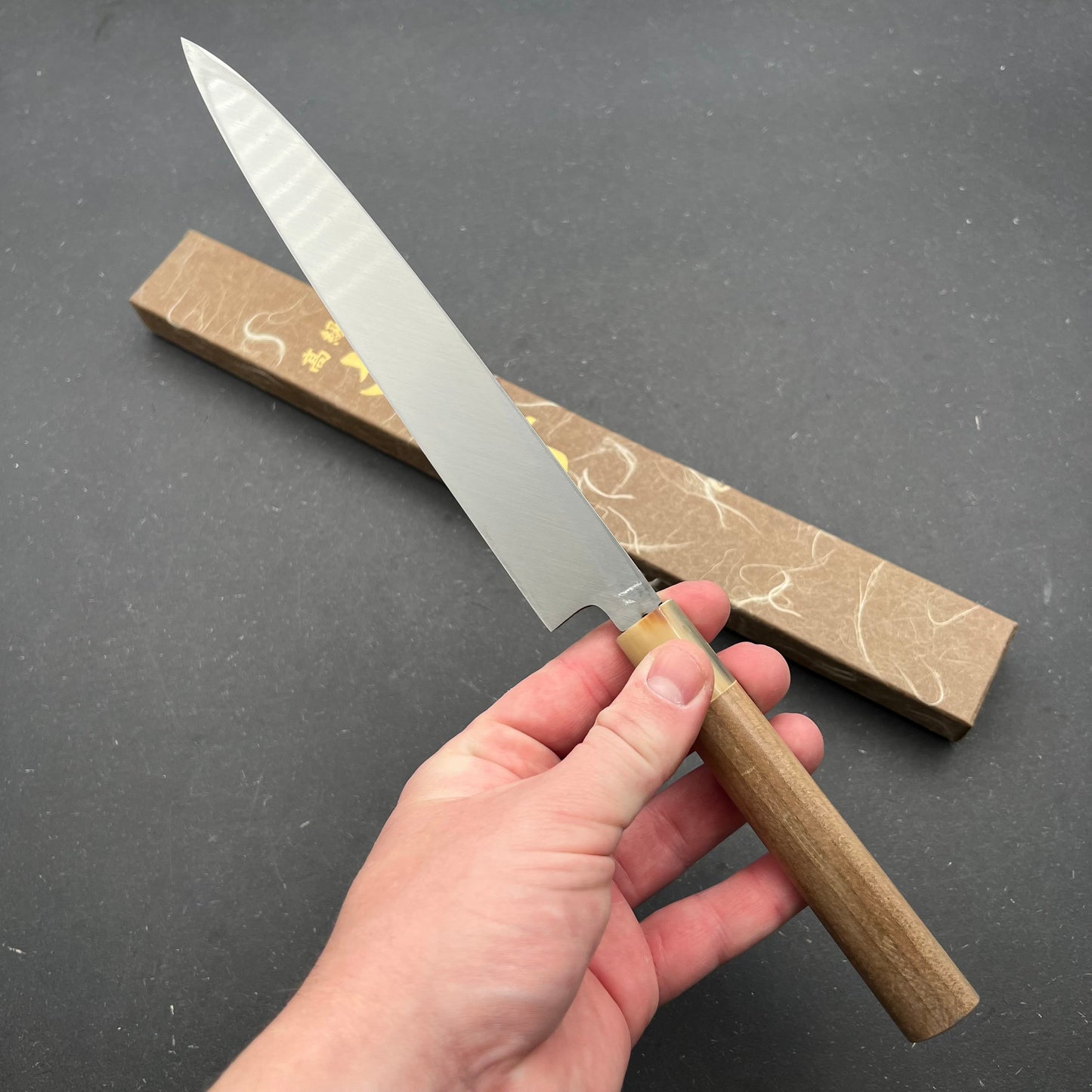 Katsusaku Yanagiba 210mm carbon