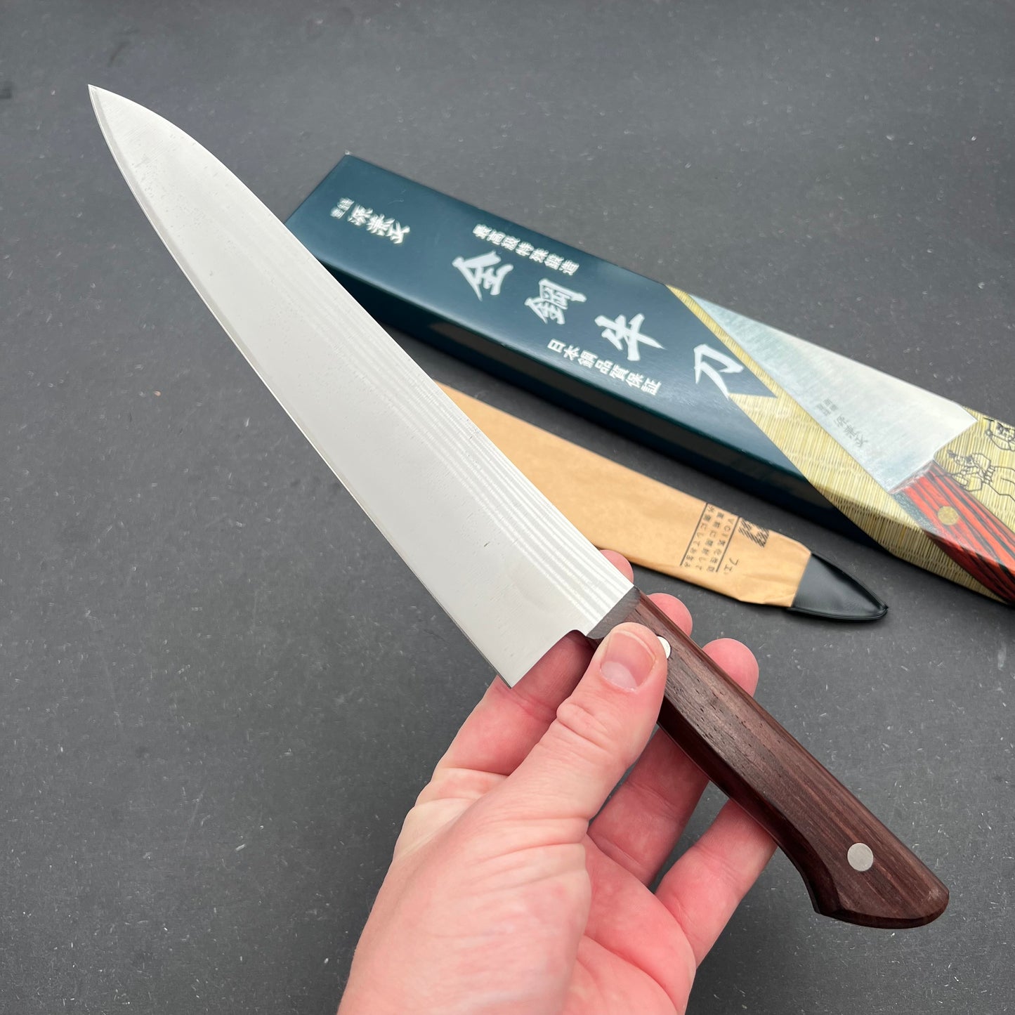 Kanetsune Minamoto Kanemasa Gyuto 210mm Carbon