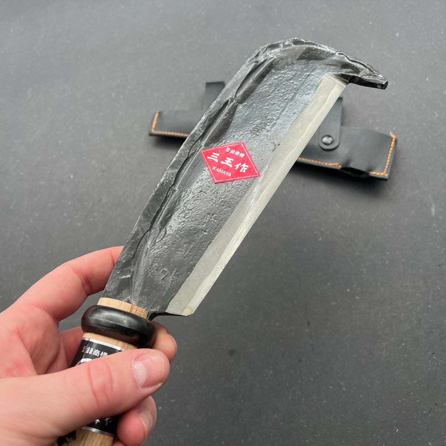 Hatchet 165mm carbon