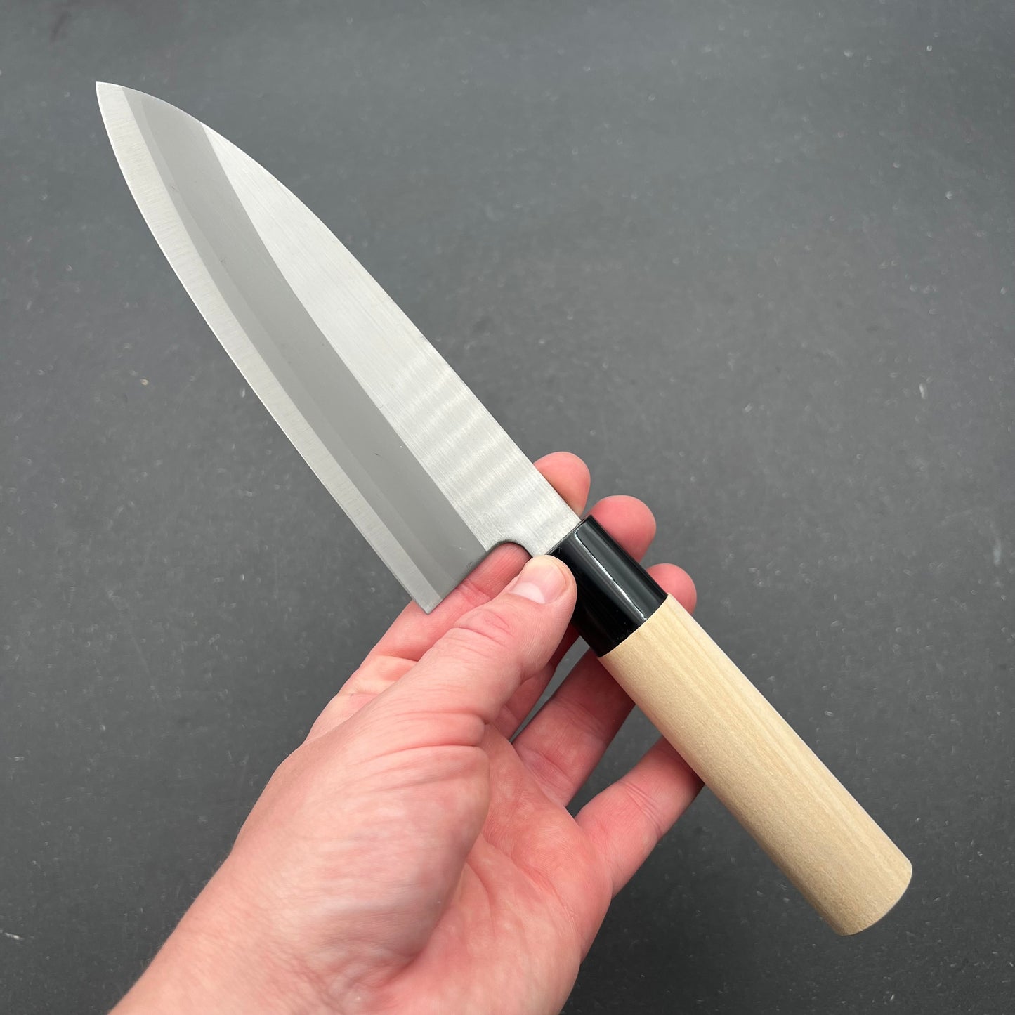 Santoku 170mm carbon
