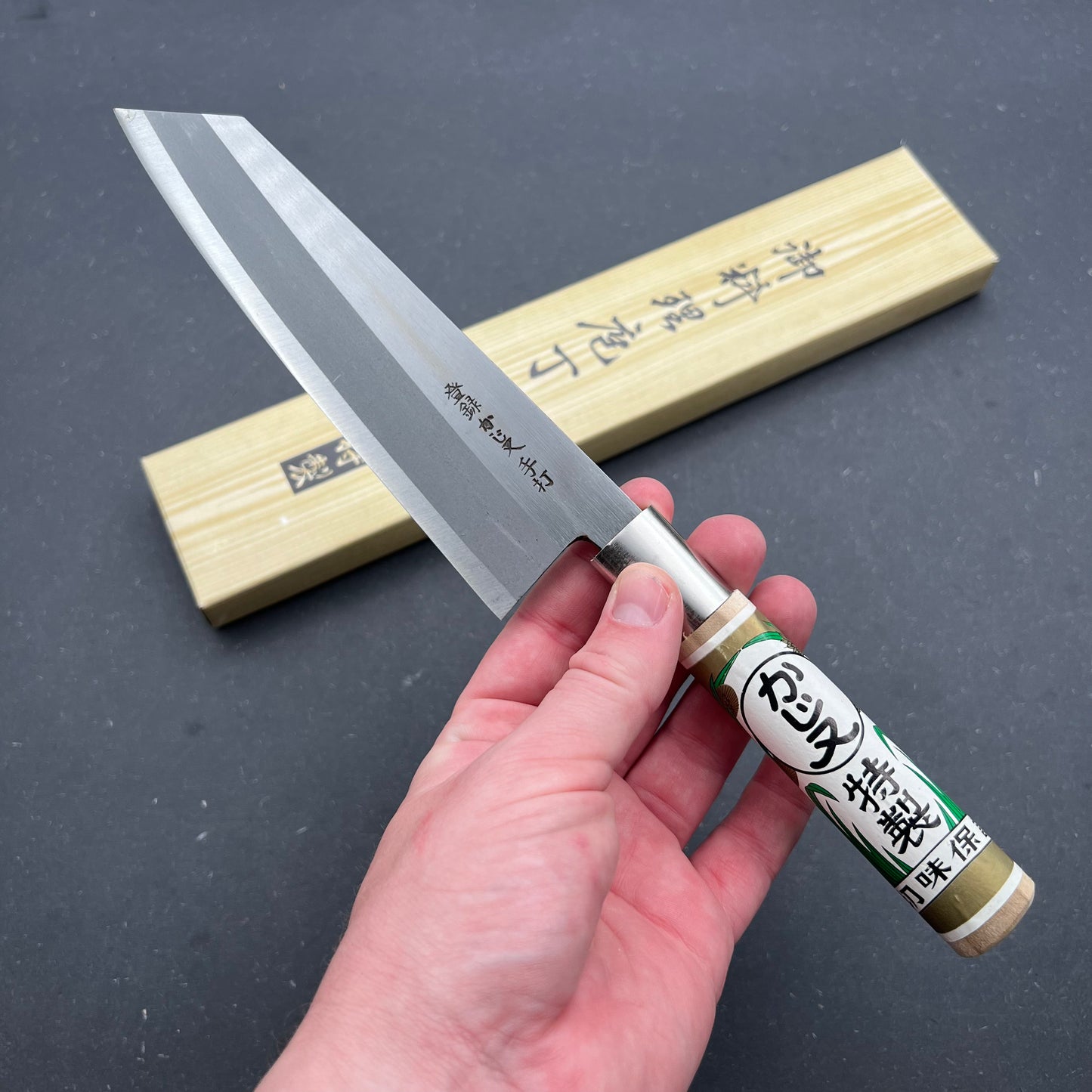 Kajimata Oshiri Bunka 170mm carbon