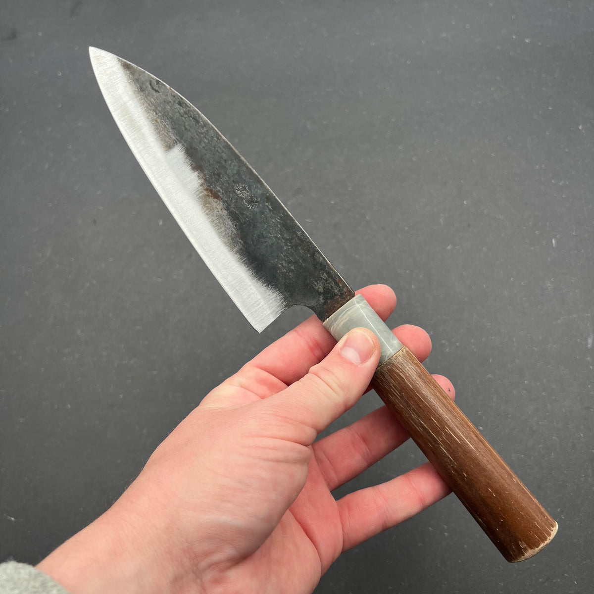 Santoku 160mm carbon