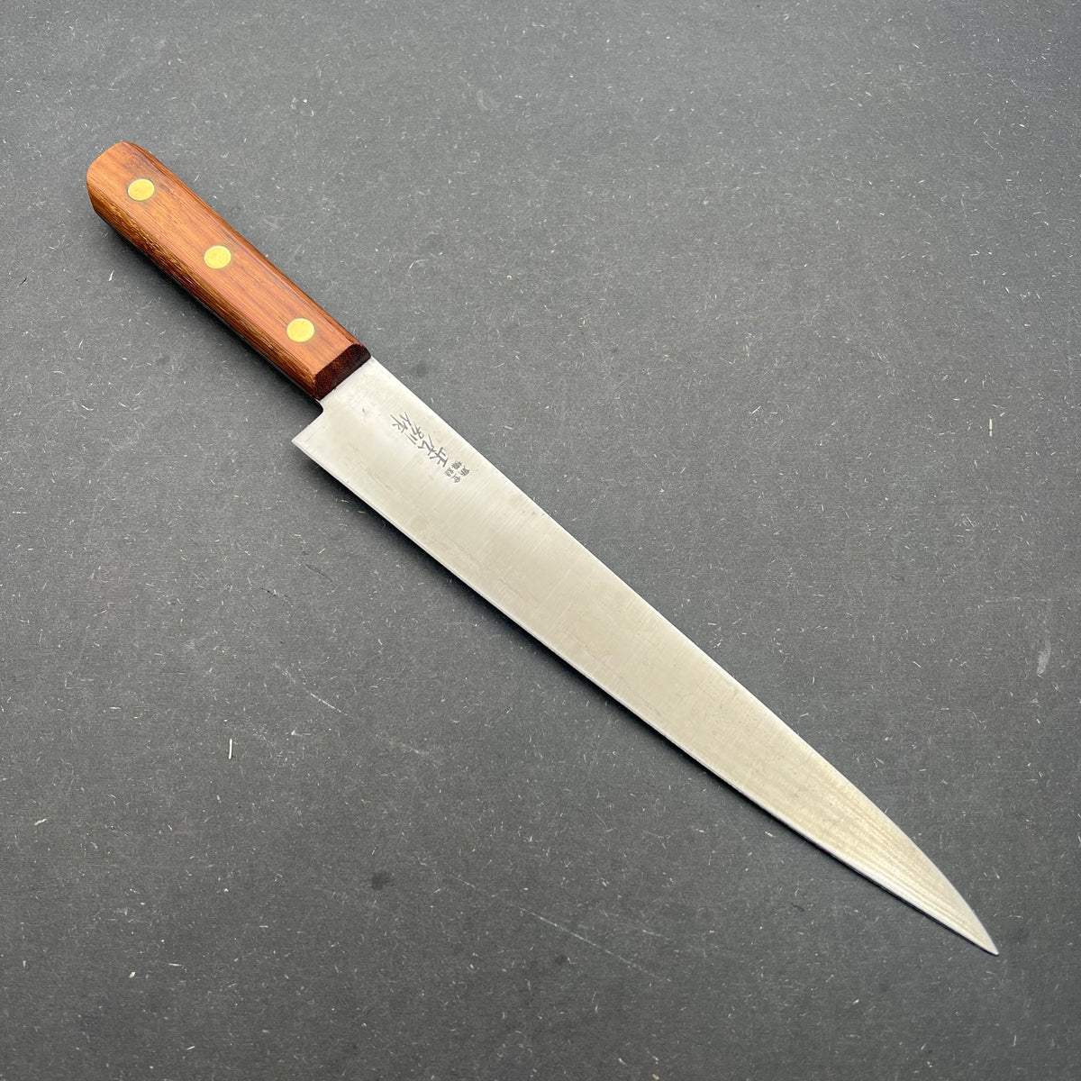 Minamoto Sujihiki 240mm carbon
