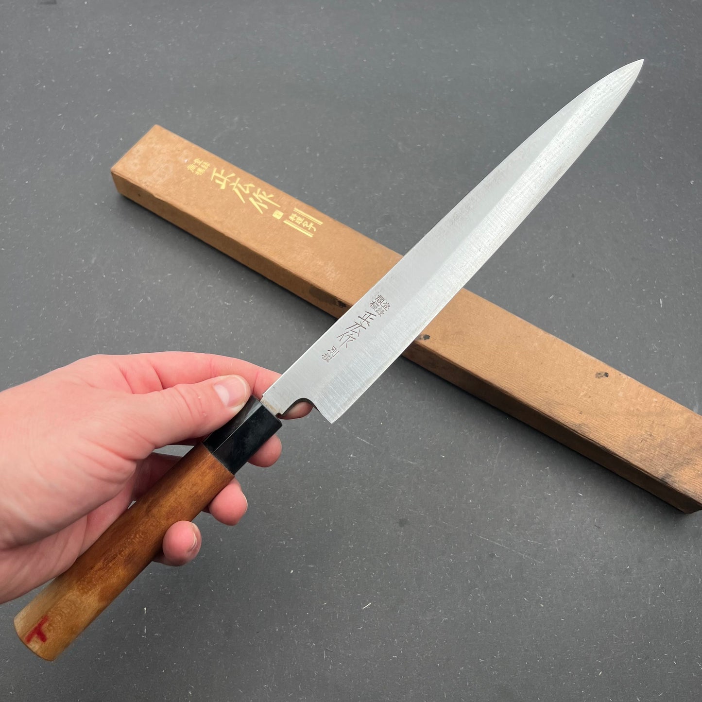 Masahiro Yanagiba 240mm carbon
