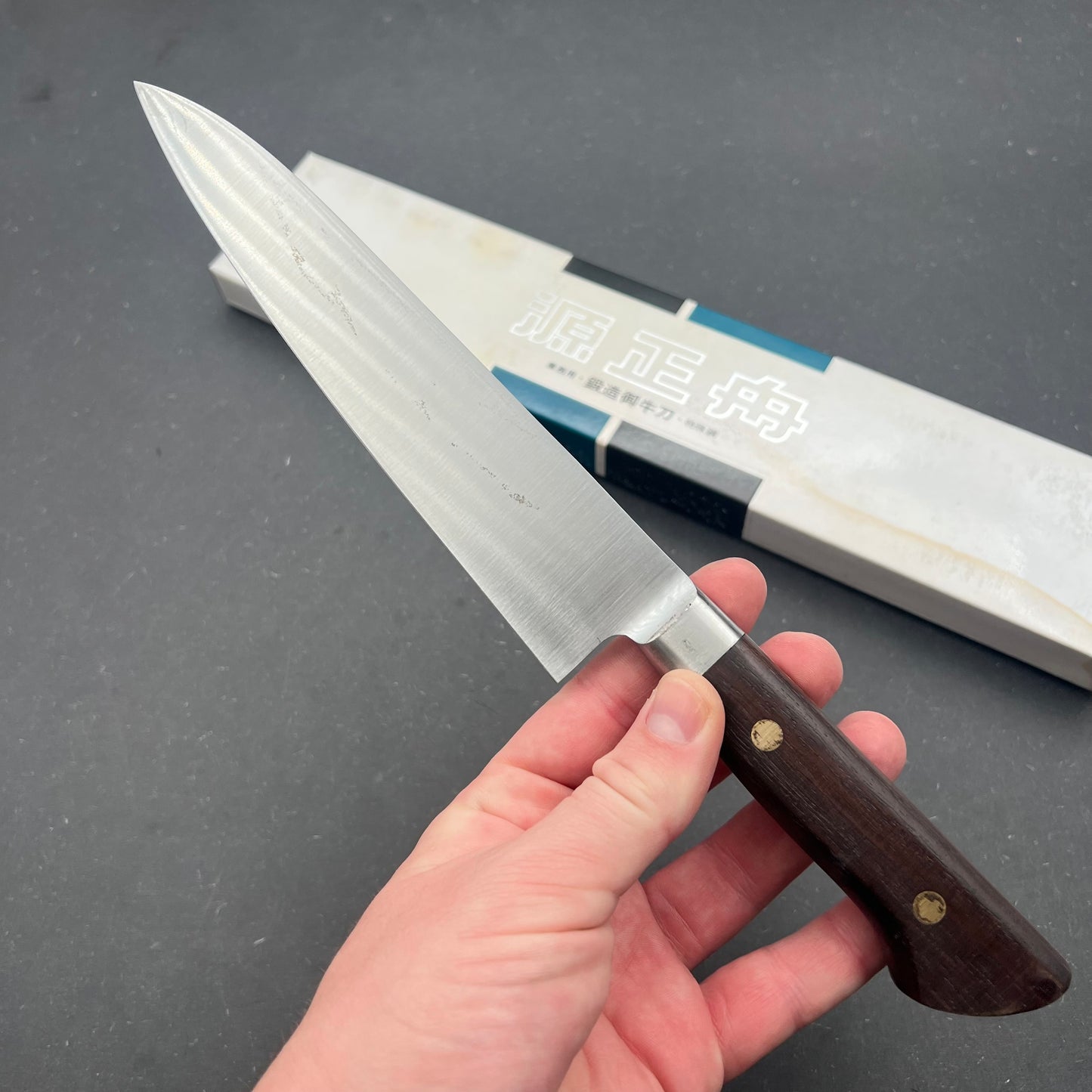 Minamoto Gyuto 180mm carbon