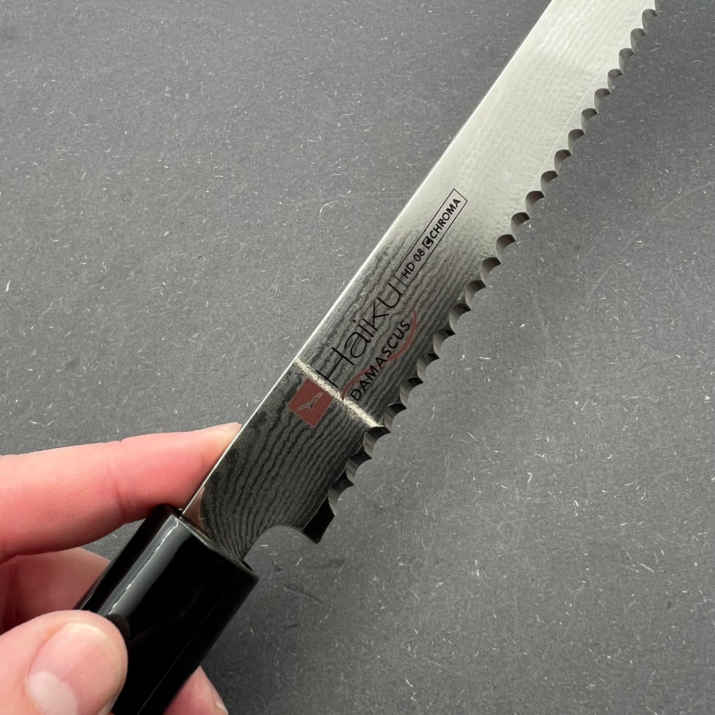 Haiku Damascus HD8 Brødkniv 250mm