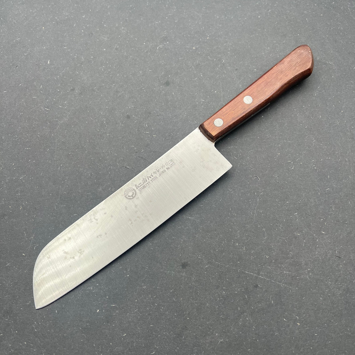 Santoku 175mm rustfri