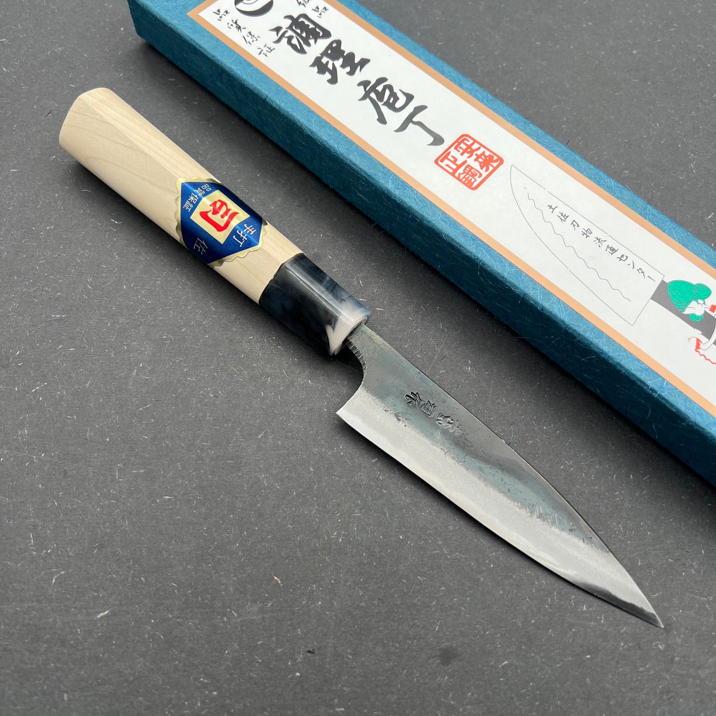 Tosa Petty 105mm white 1 carbon