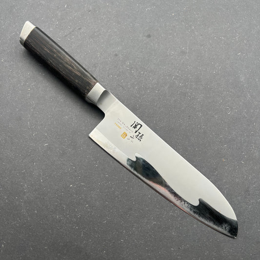 Kai Santoku 170mm rustfri