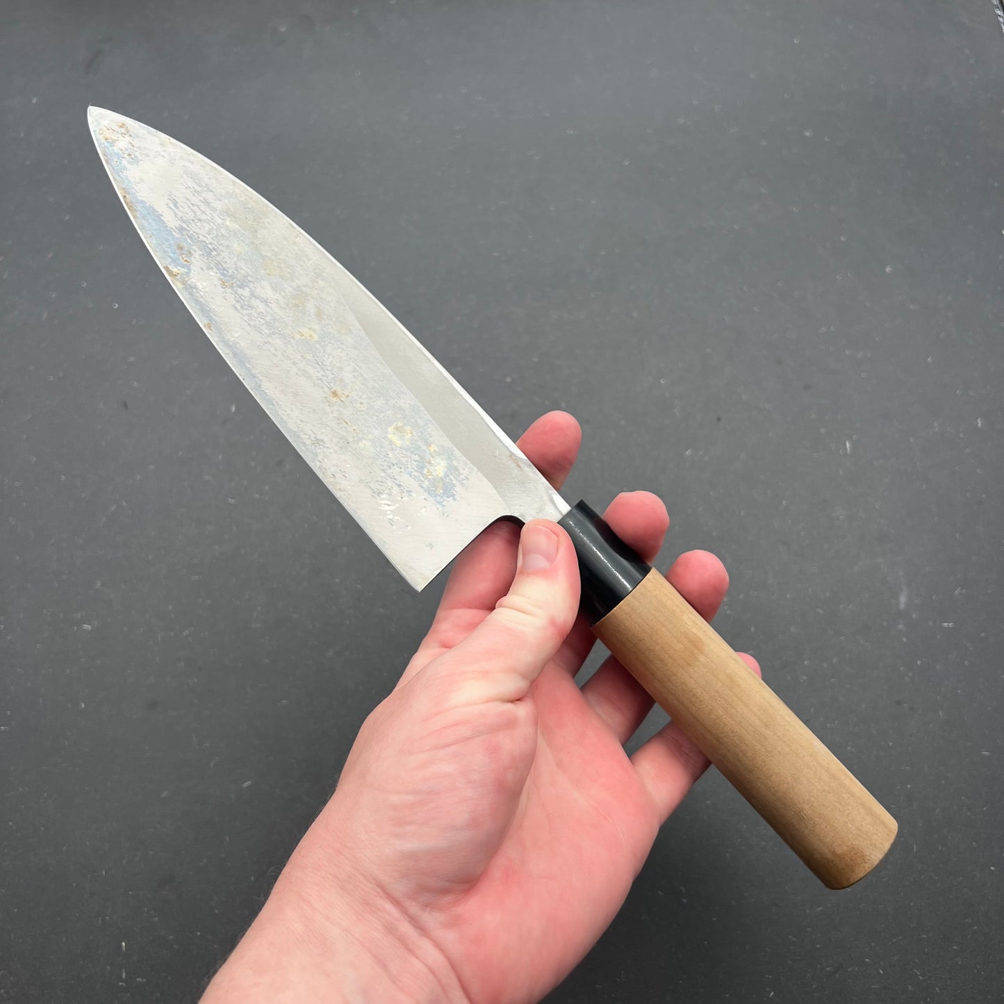 Deba 180mm carbon
