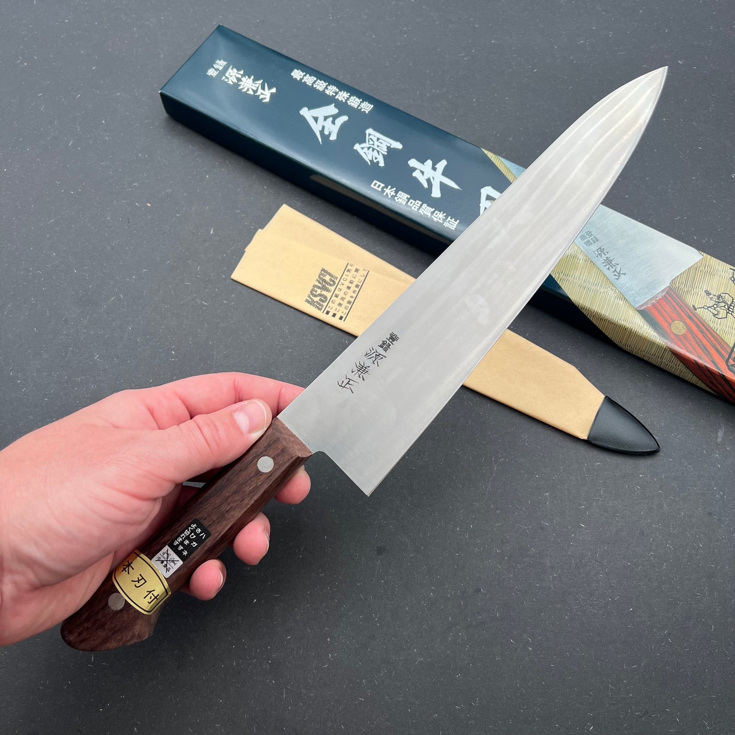 Kanetsune Minamoto Kanemasa Gyuto 240mm carbon