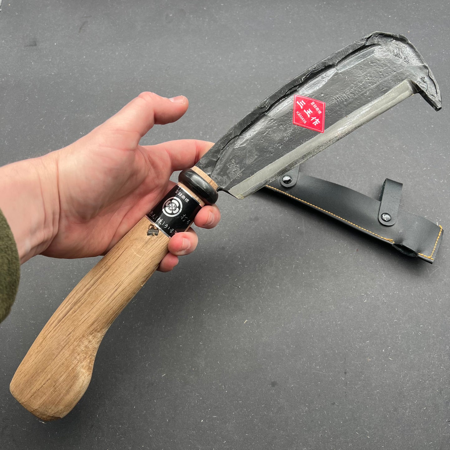 Hatchet 165mm carbon