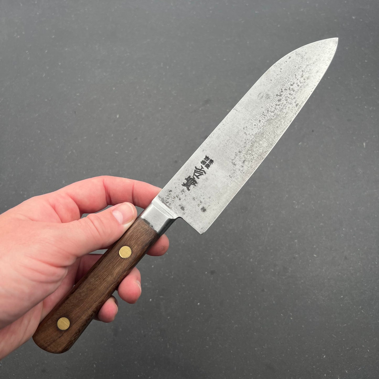 Santoku 180mm carbon