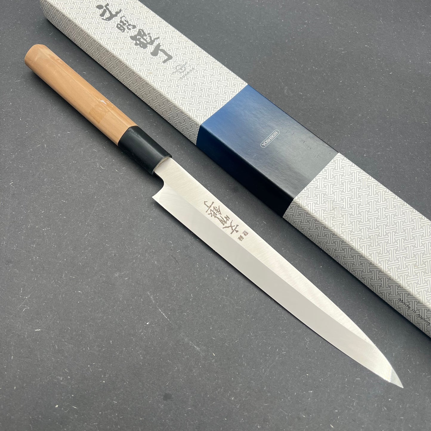 Yoshikin Yanagiba 210mm rustfri