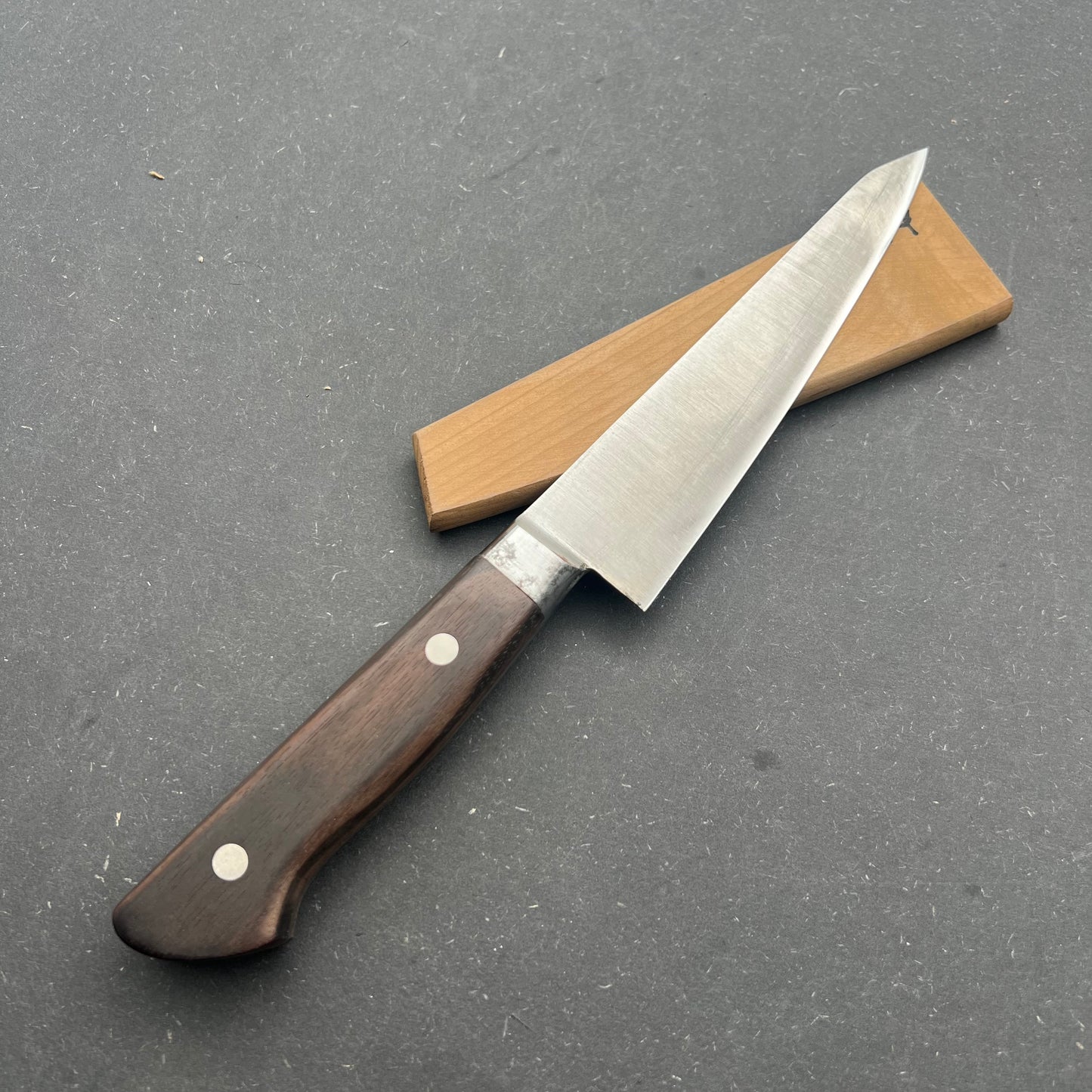 Honesuki 150mm Carbon (inkl saya)