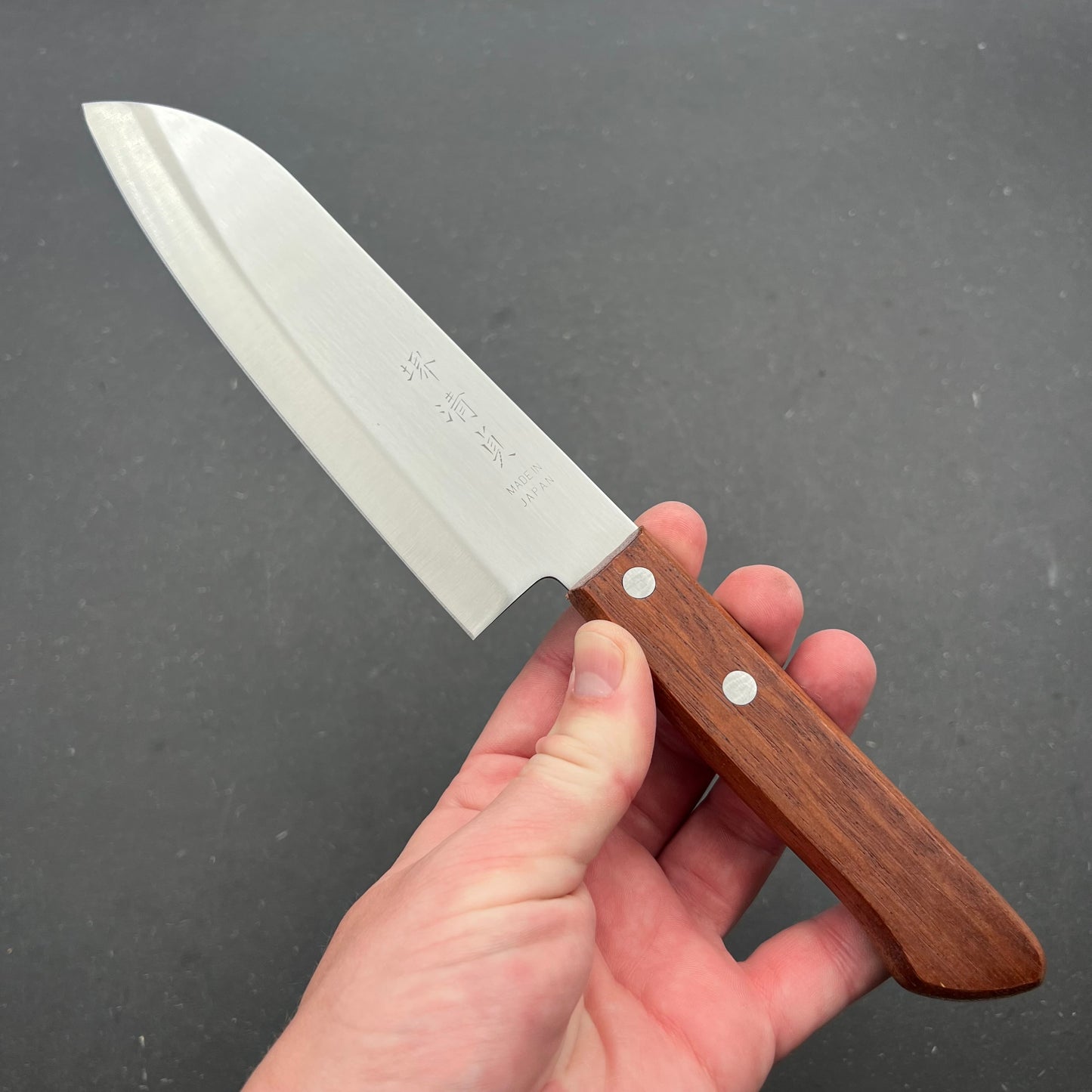 Sakai Santoku 170mm rustfri