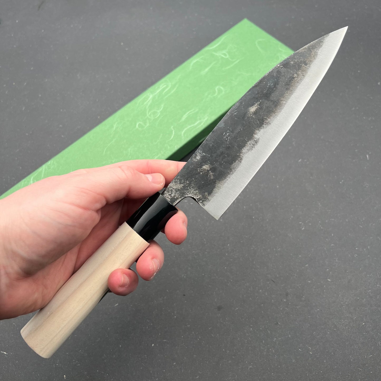 Tosa Funagyu 165mm Kurouchi Carbon