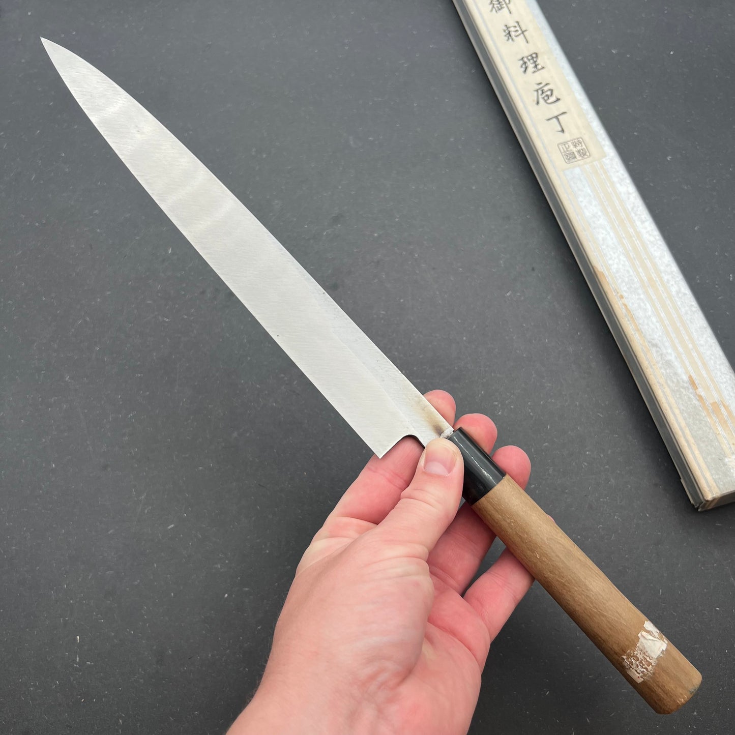 Yanagiba 270mm carbon