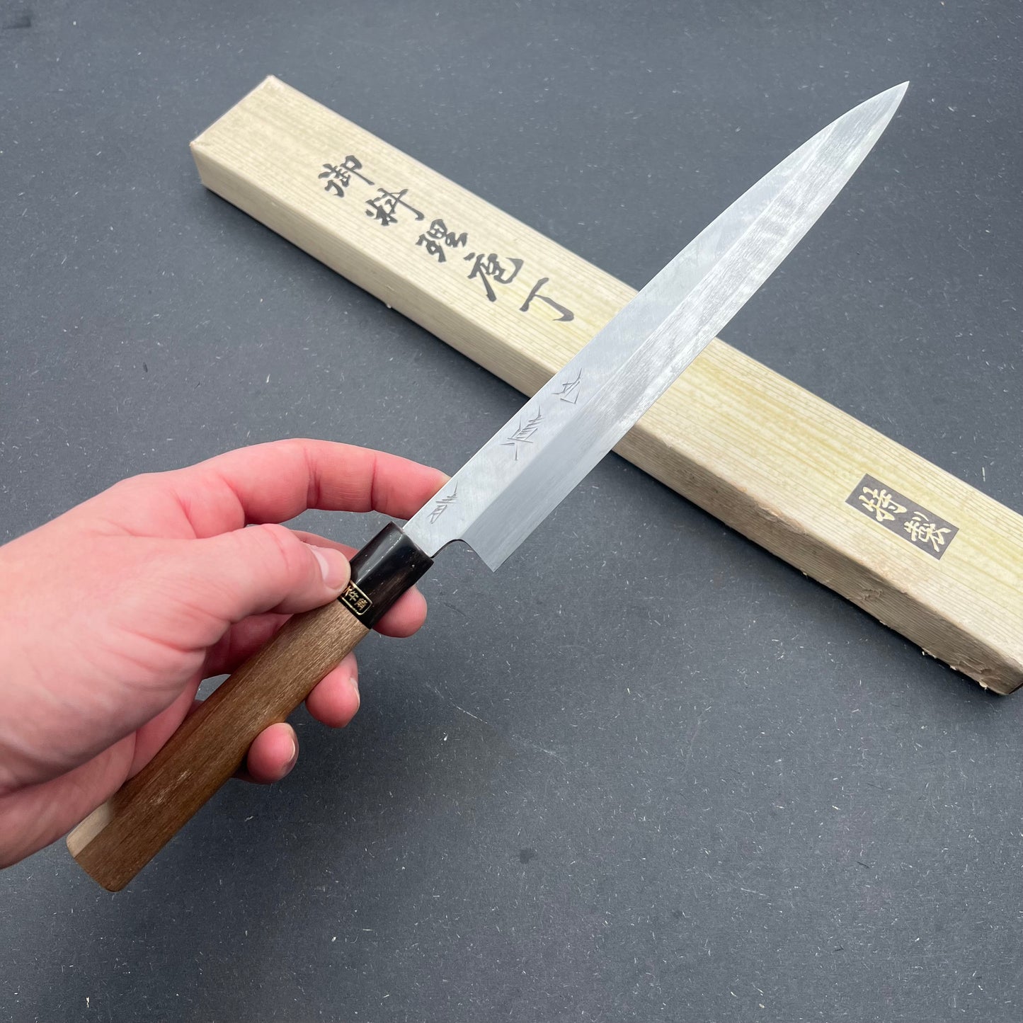 Yanagiba 210mm carbon