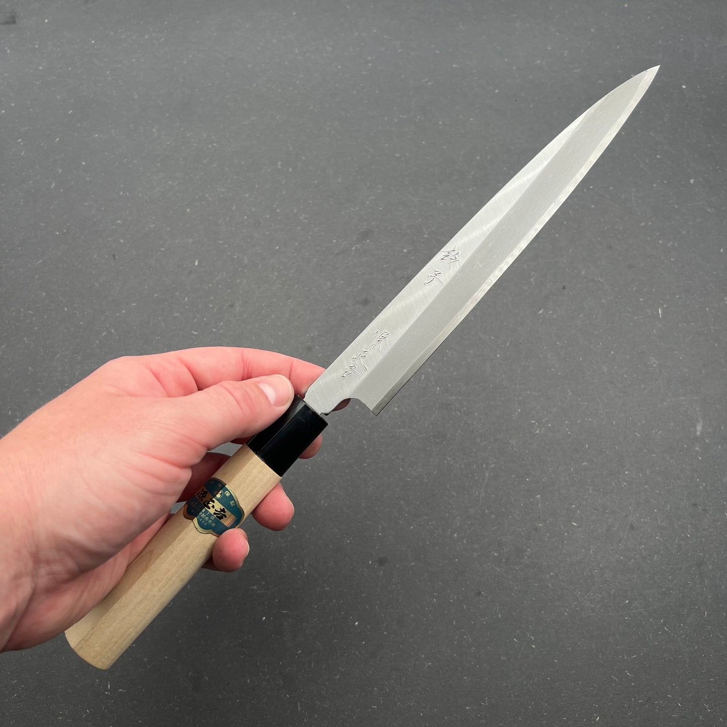 Masayoshi Yanagiba 210mm carbon