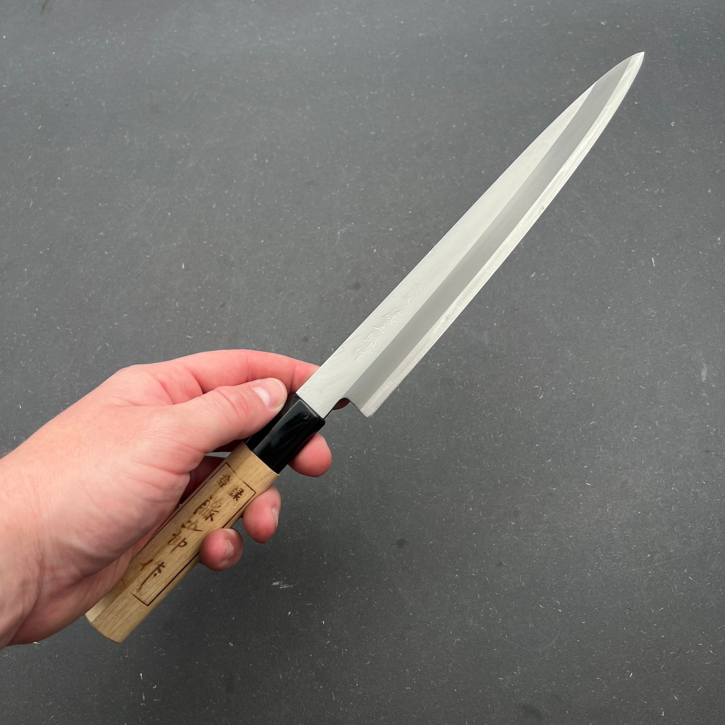 Yanagiba 210mm carbon