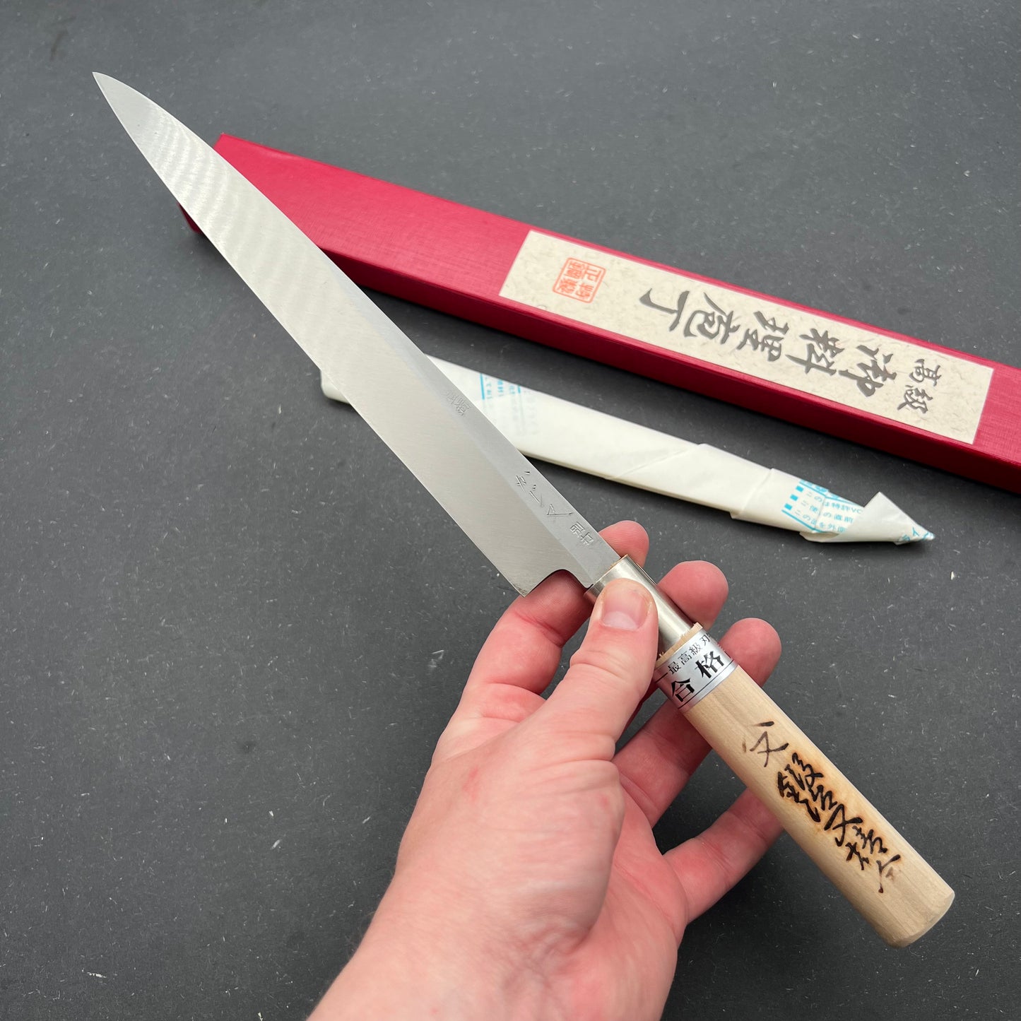 Kajimata Yanagiba 240mm carbon