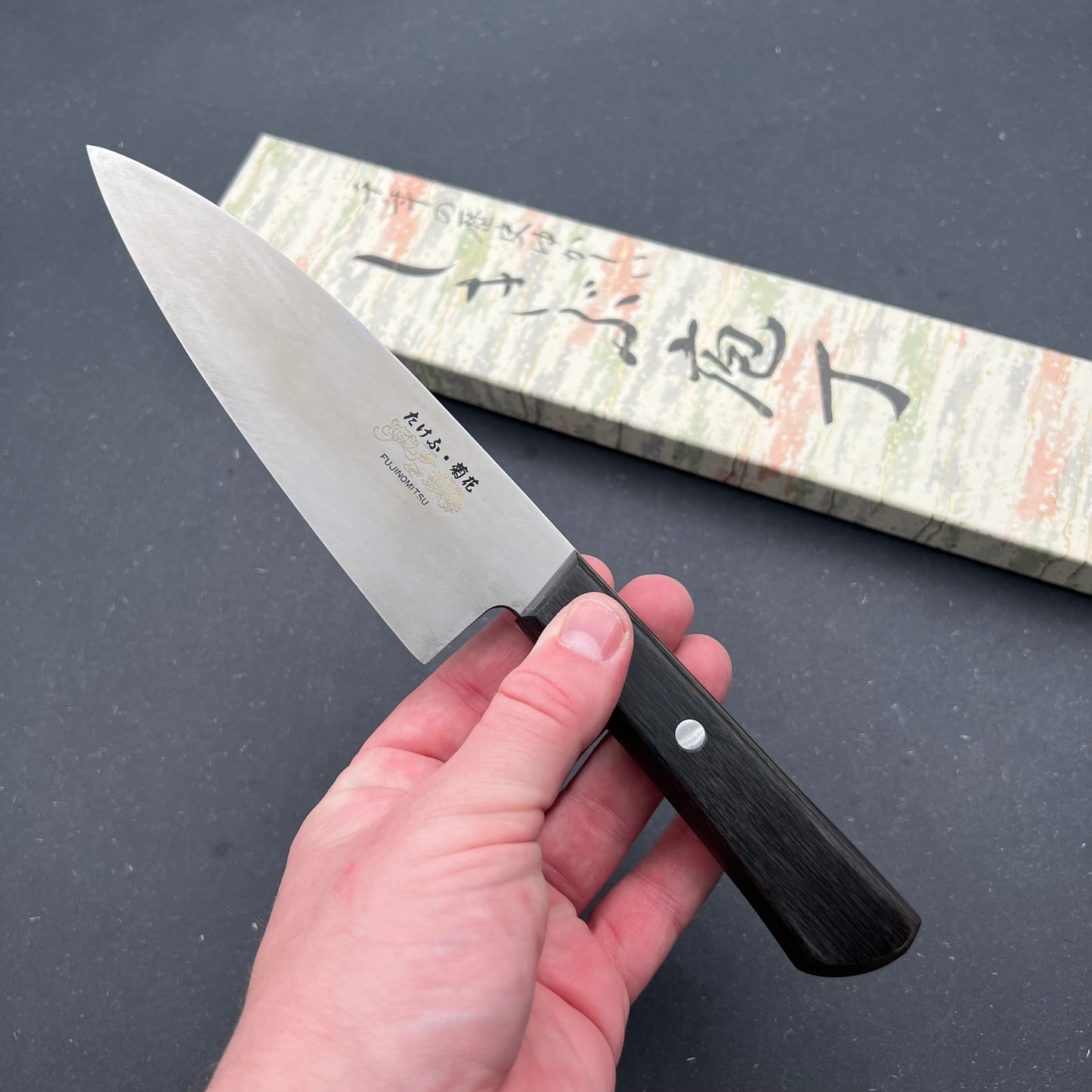 Fujinumitsu Takefu Deba 145mm carbon