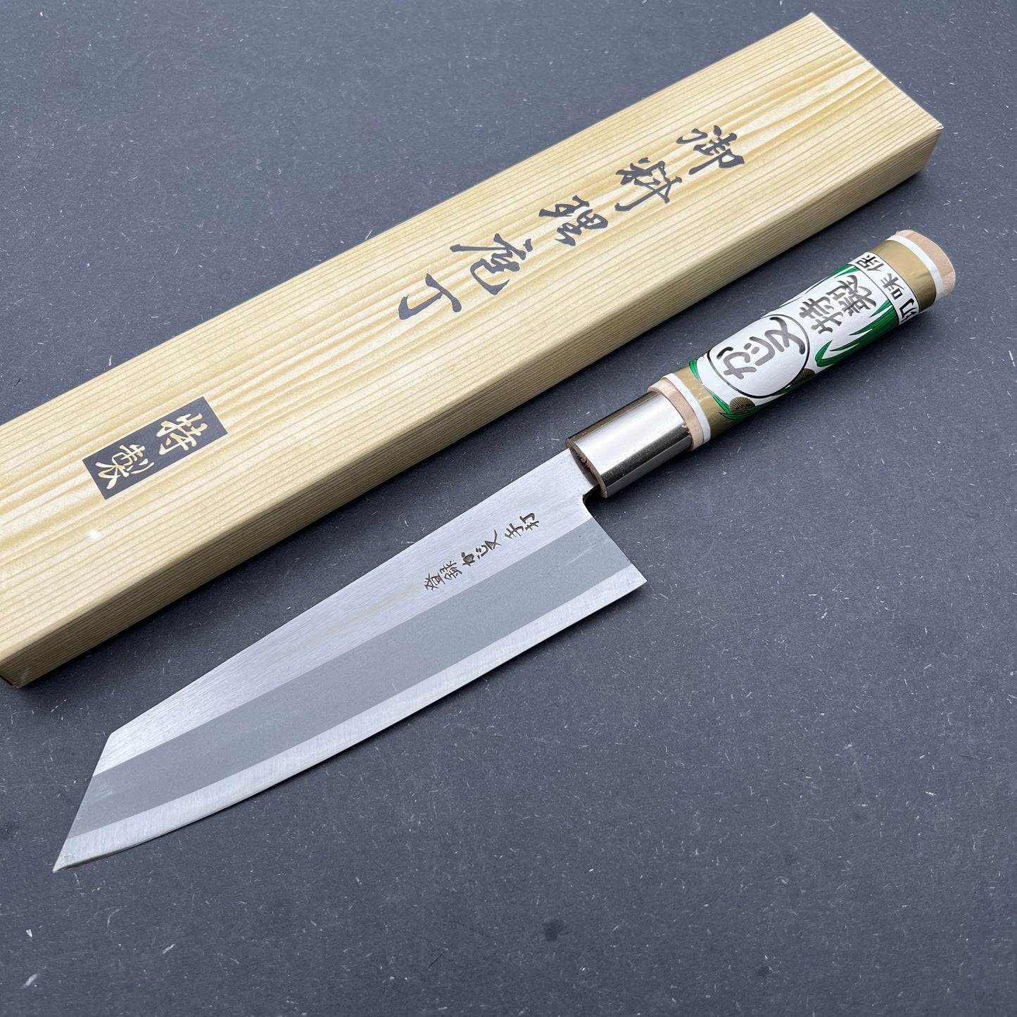 Kajimata Oshiri Bunka 170mm carbon