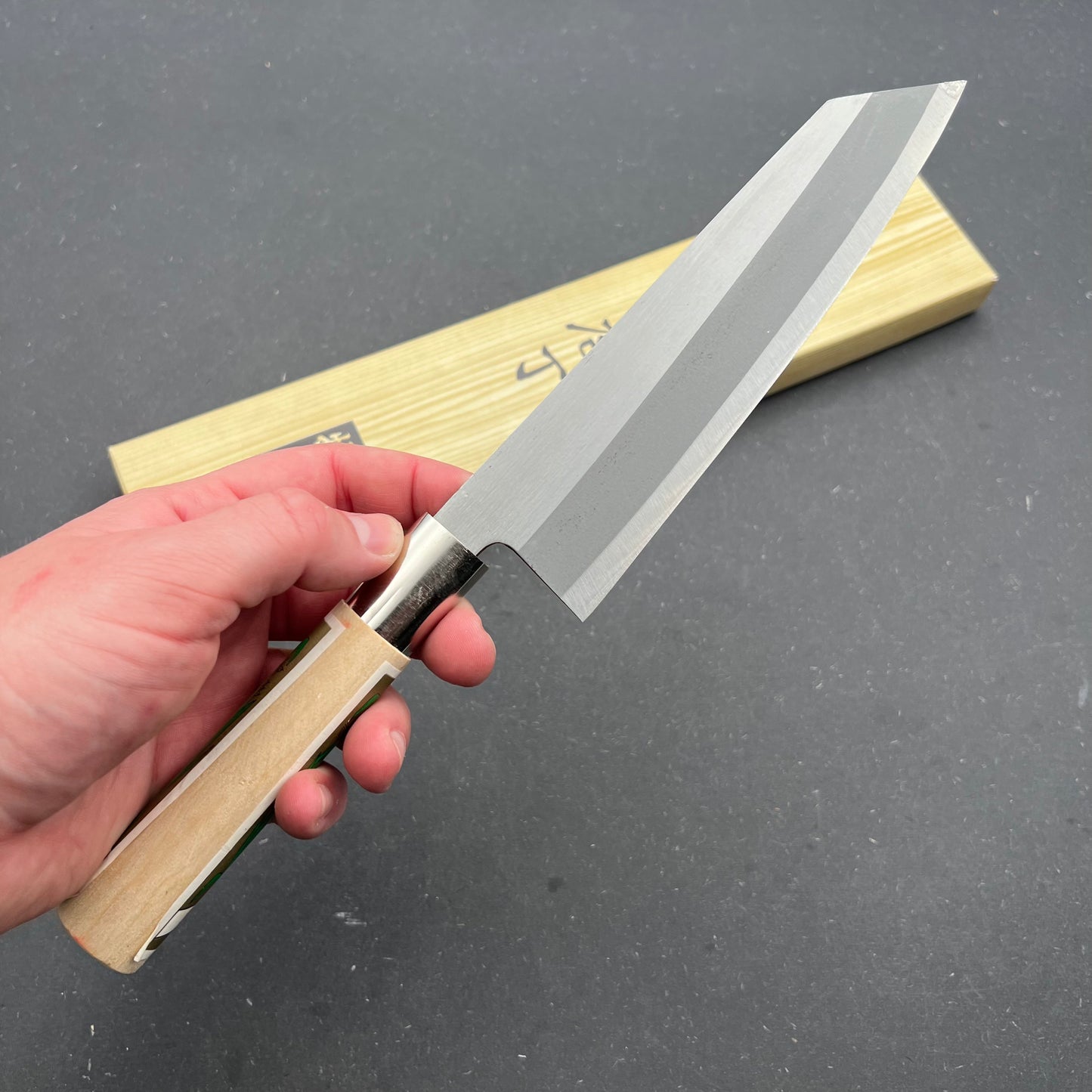 Kajimata Oshiri Bunka 170mm carbon