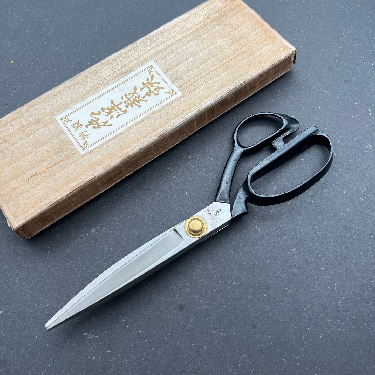 Skræddersaks 240mm carbon